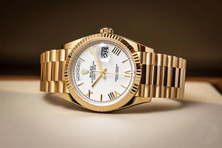 Day Date Gold/White Watch