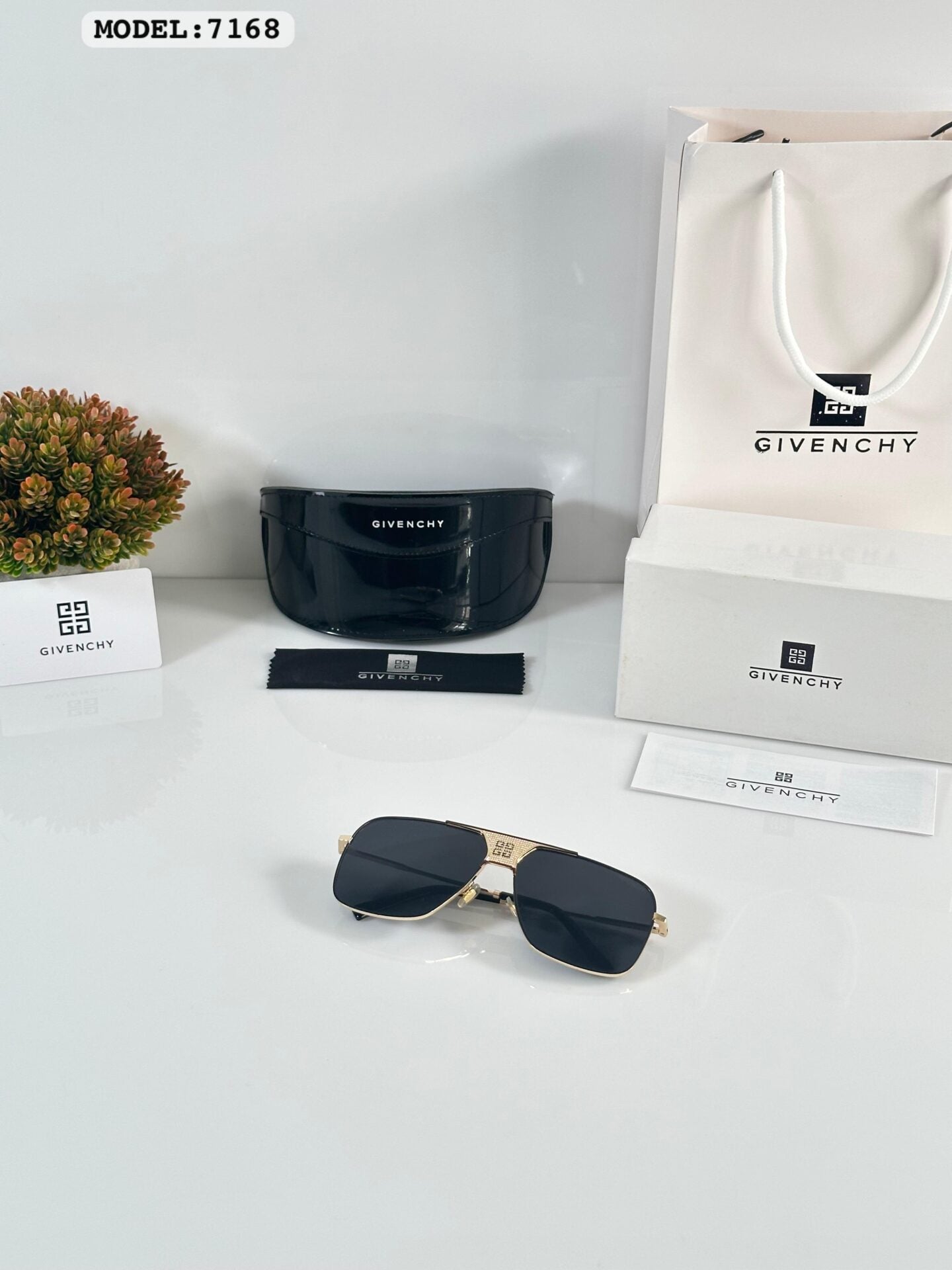 Sunglasses Square Frame Design