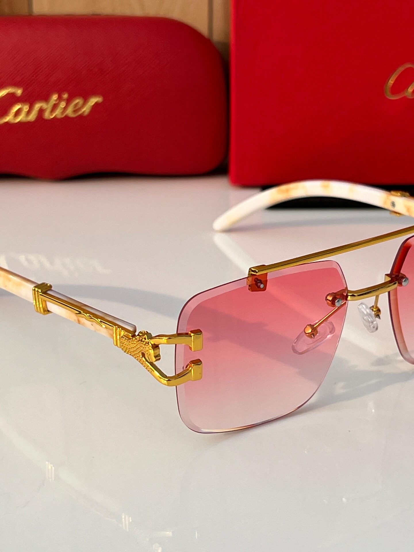 Pink Gradient Gold-Toned  Men’s Sunglasses