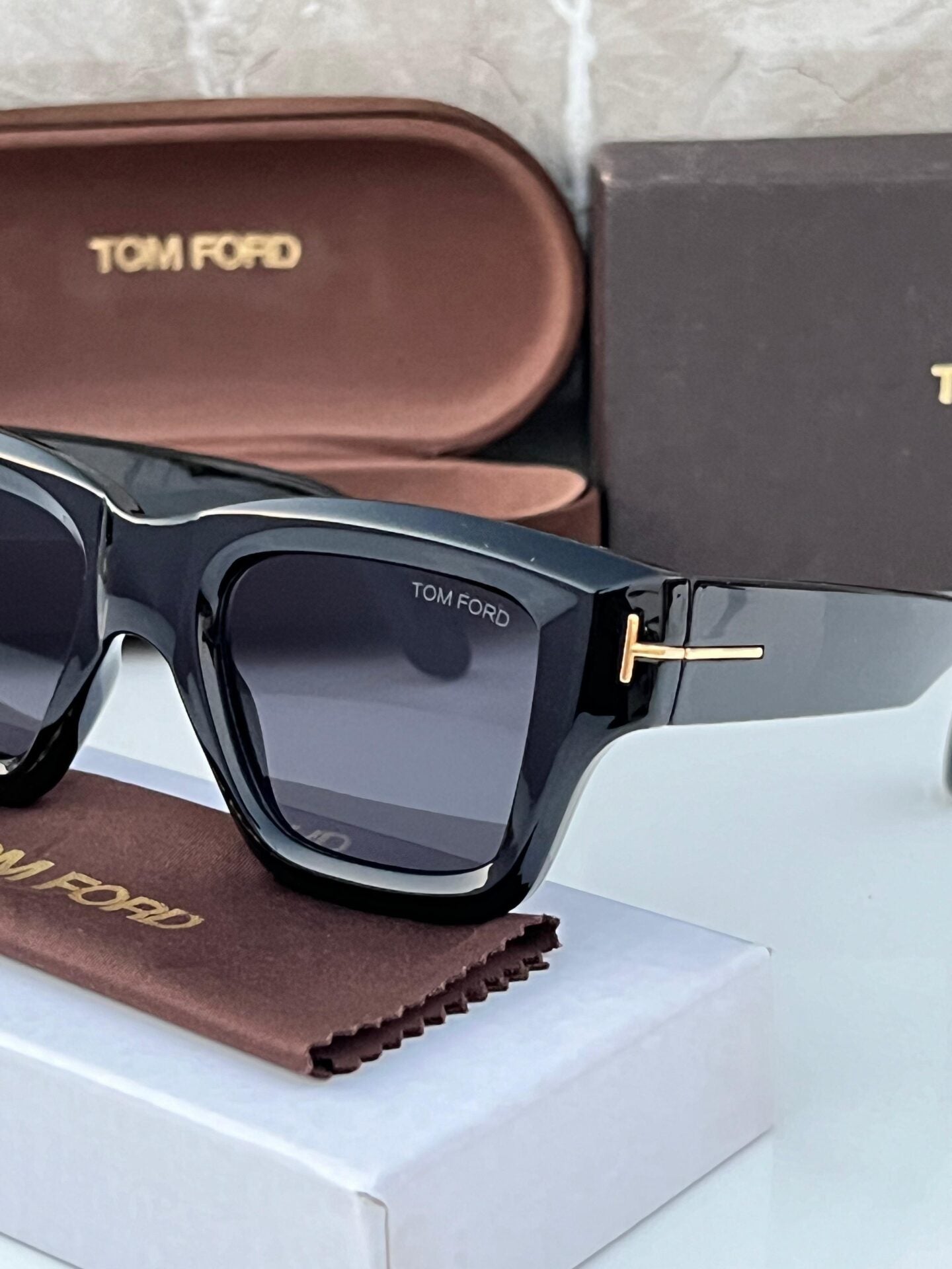 Men Rectangular Sunglasses