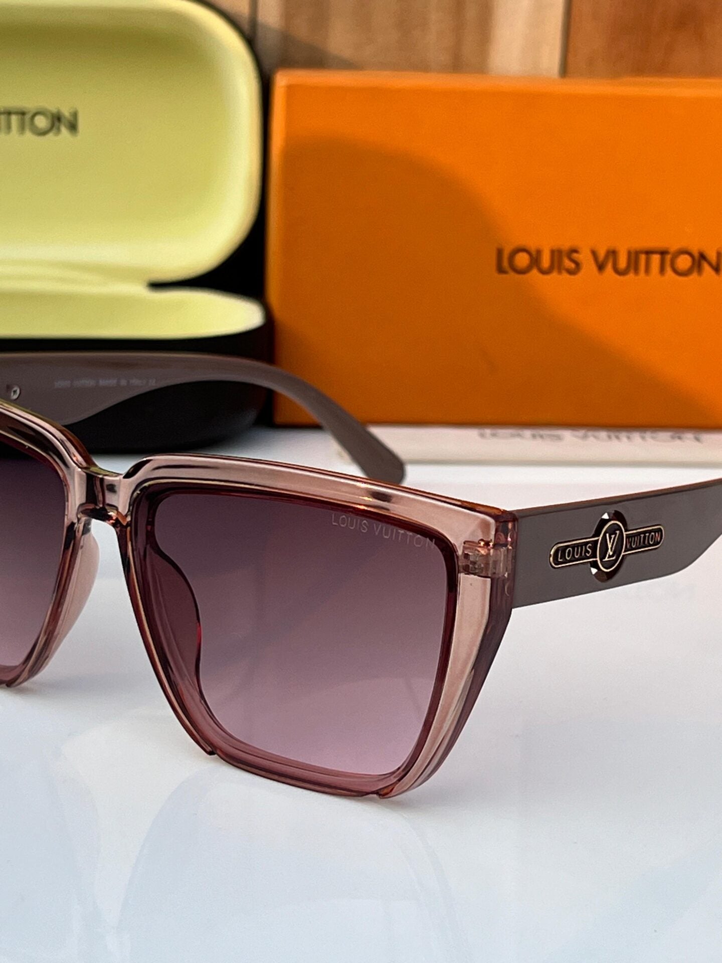Brown Gradient Square Sunglasses