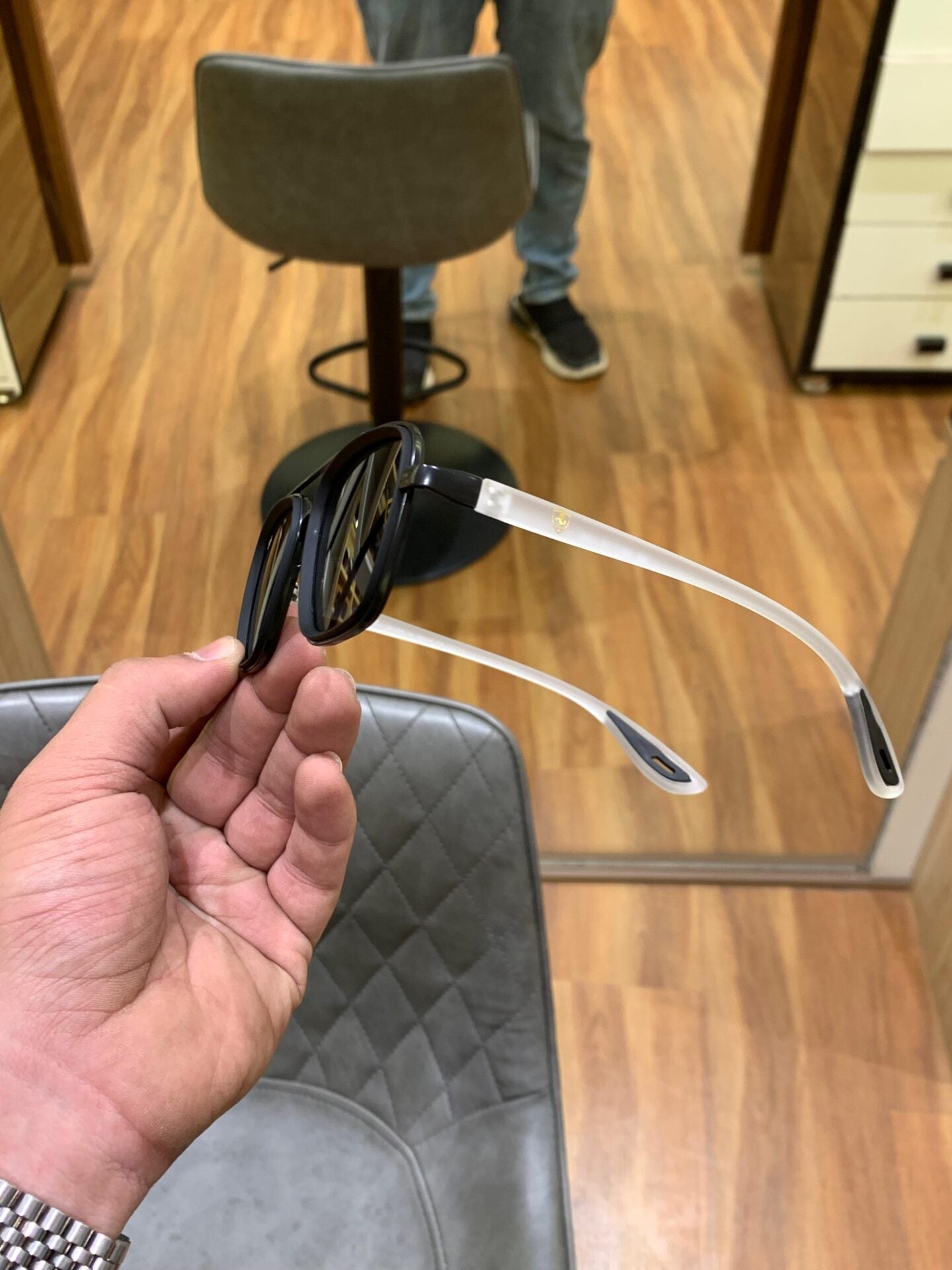 Black Aviator Sunglasses for Men