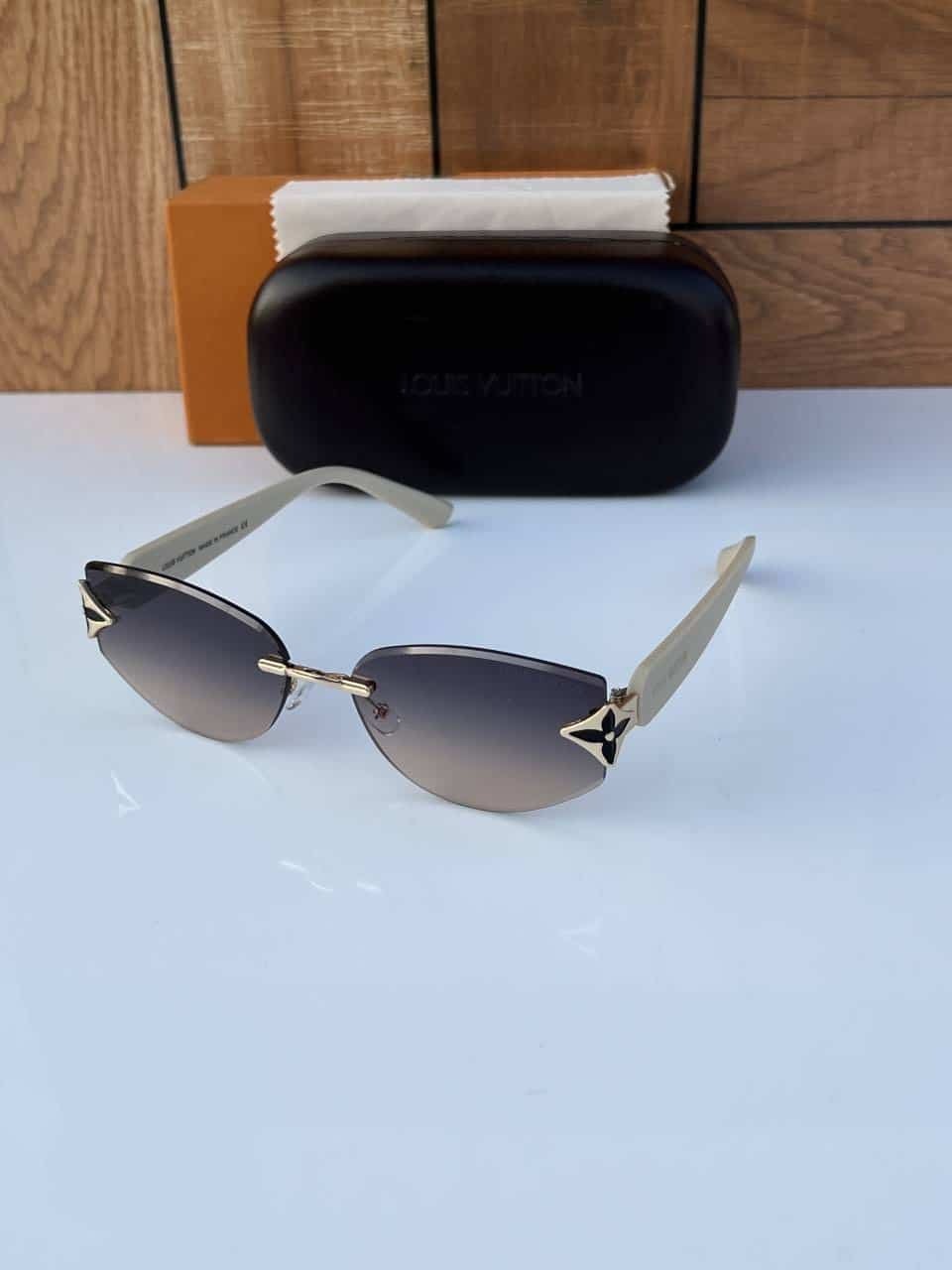 Louis_vuitton_58142_cream_brown