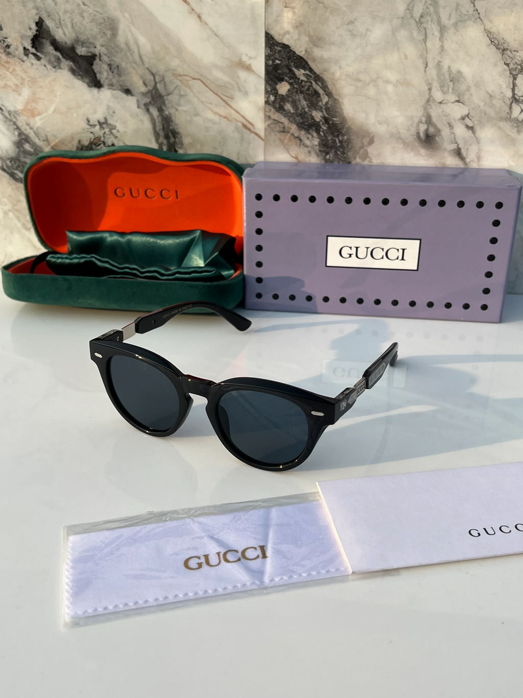 GuCcI 2921 black silver