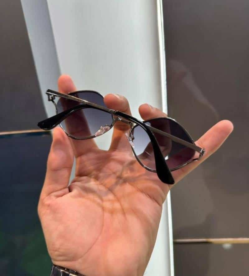 Fendi Silver-Black Designer Shade 492