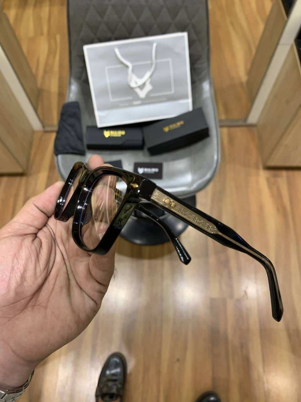 Mairo 87 black plano