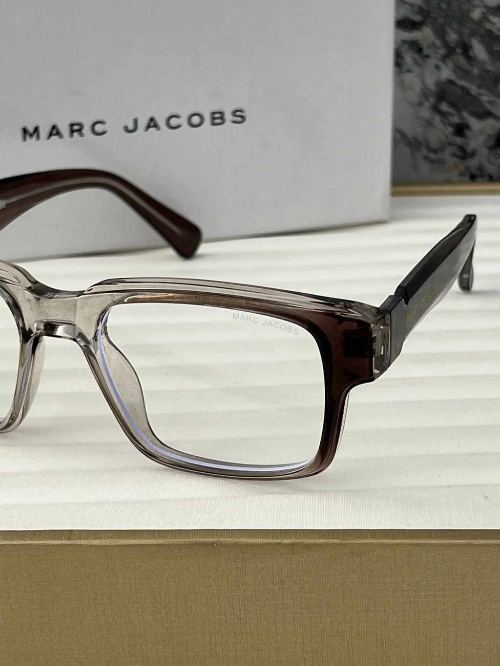 Marc_jacobs_1117_brown