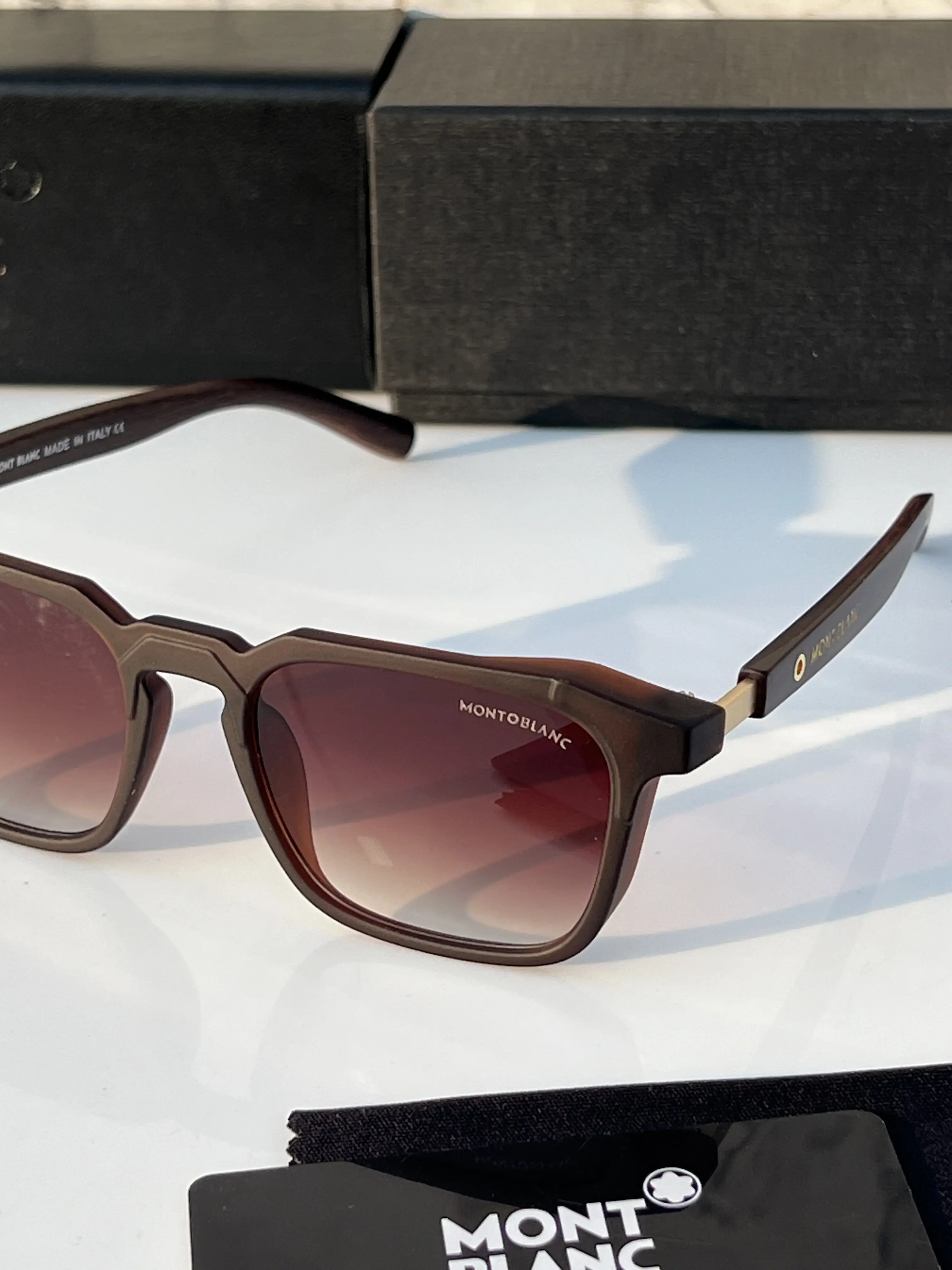 Mont_blanc_200_brown