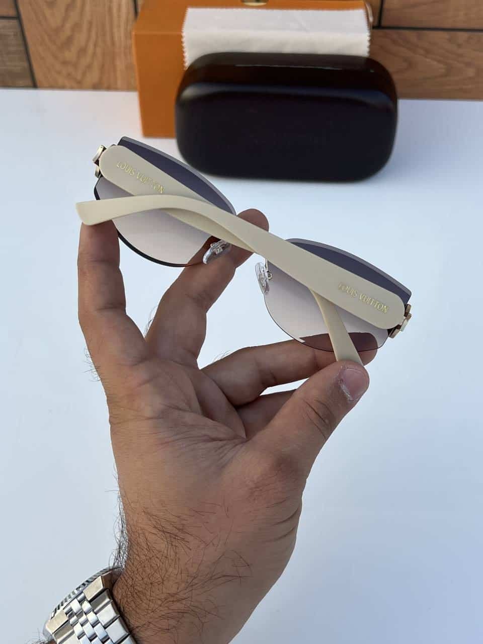 Louis_vuitton_58142_cream_brown