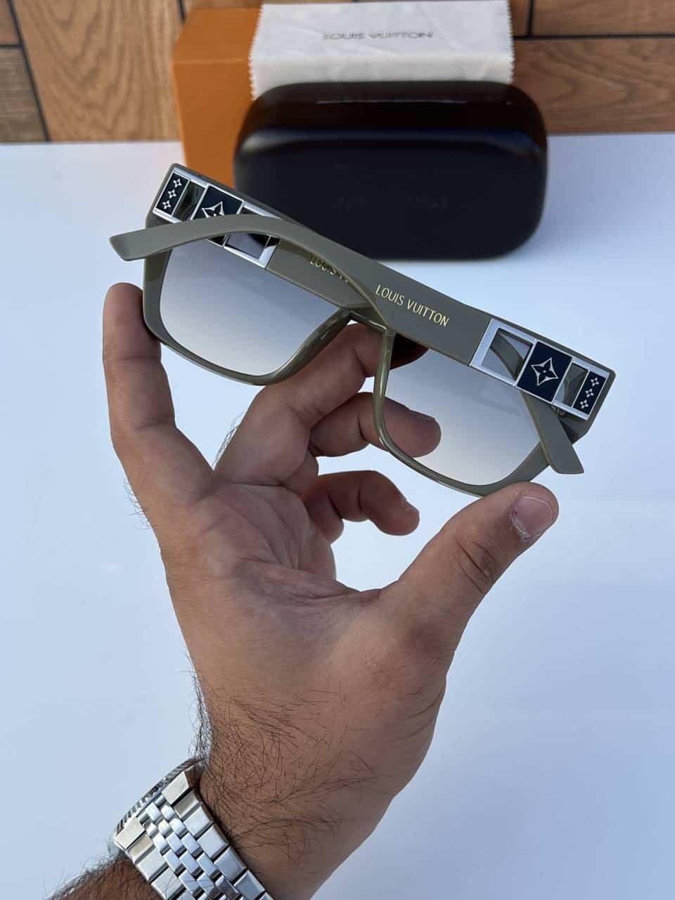 Louis_vuitton_58124_green