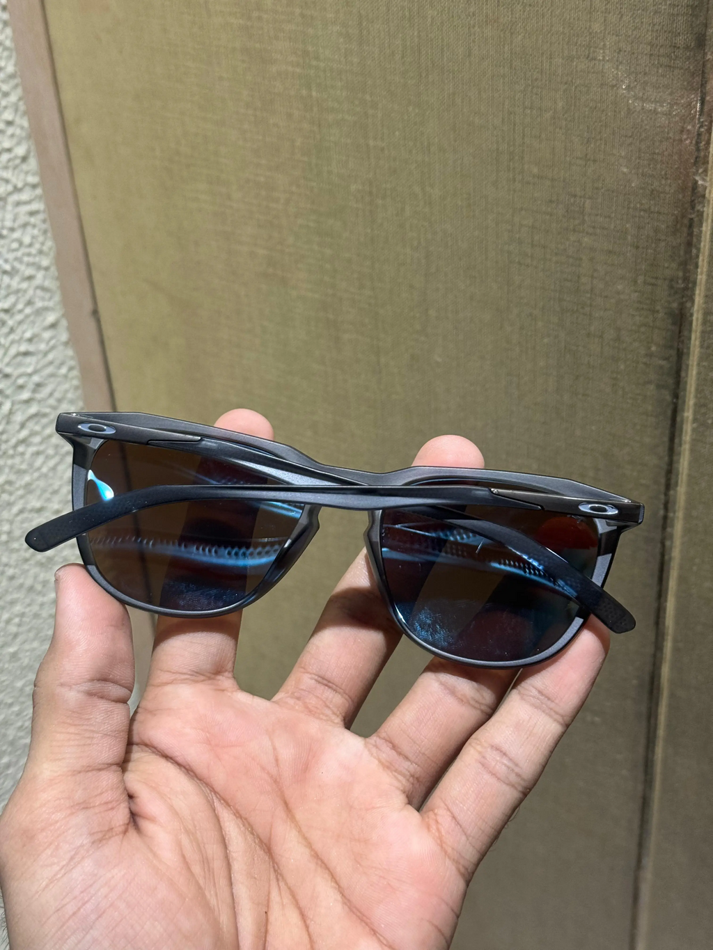 Oakley Grey Blue Premium Shade 4931