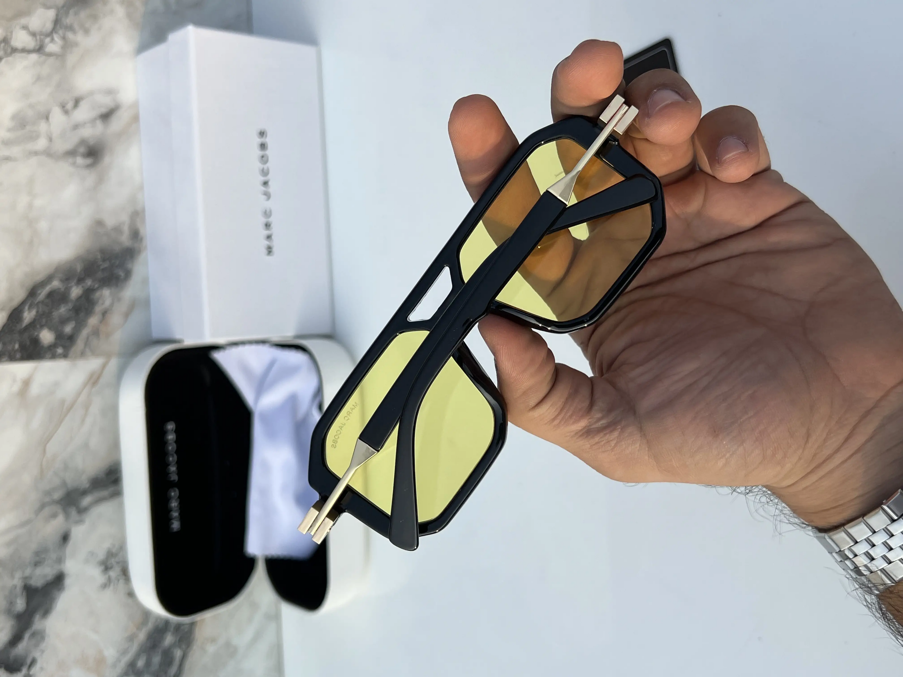 Marc_jacobs_6125_black_yellow