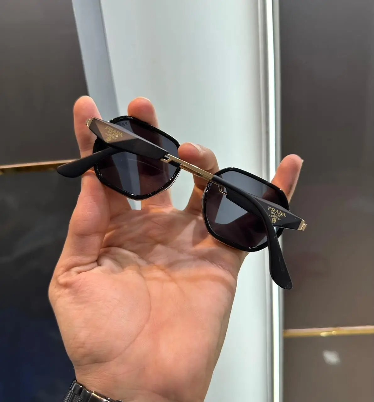 Prada Gold Black Premium Shade 527