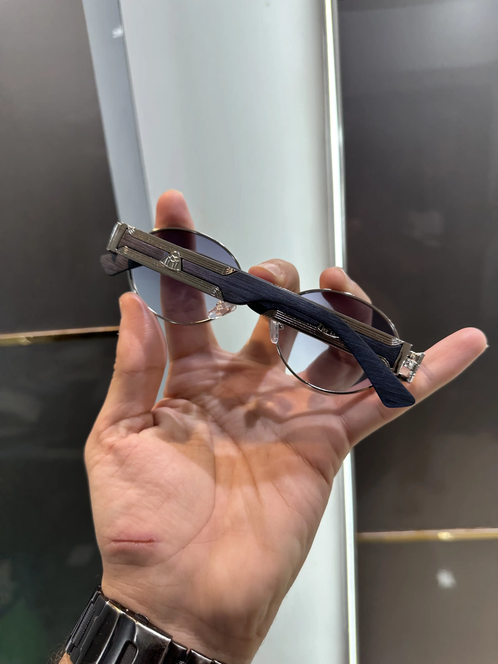 Maybach Designer Silver Blue Premium Shades 9132