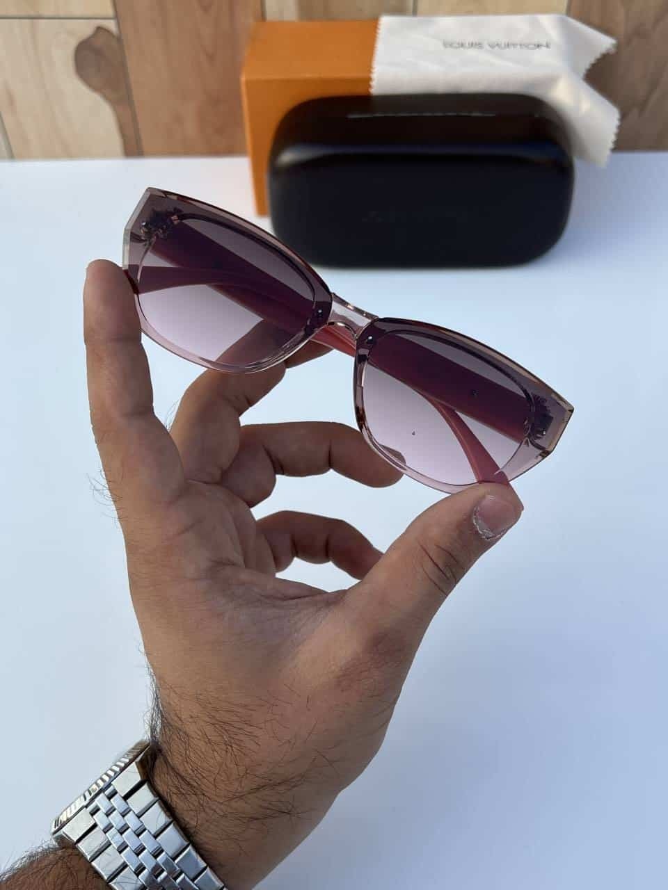 Louis_vuitton_2900_pink