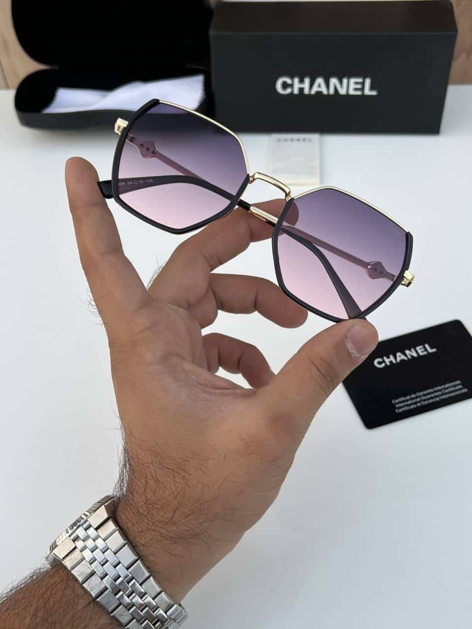 Chanel_2504_gold_violet