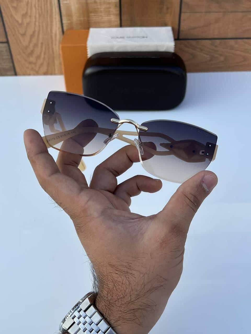 Louis_vuitton_58175_gold_brown_cream