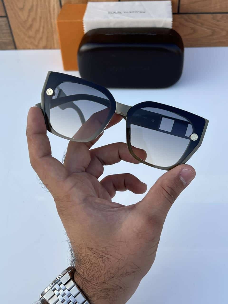 Louis_vuitton_58124_green