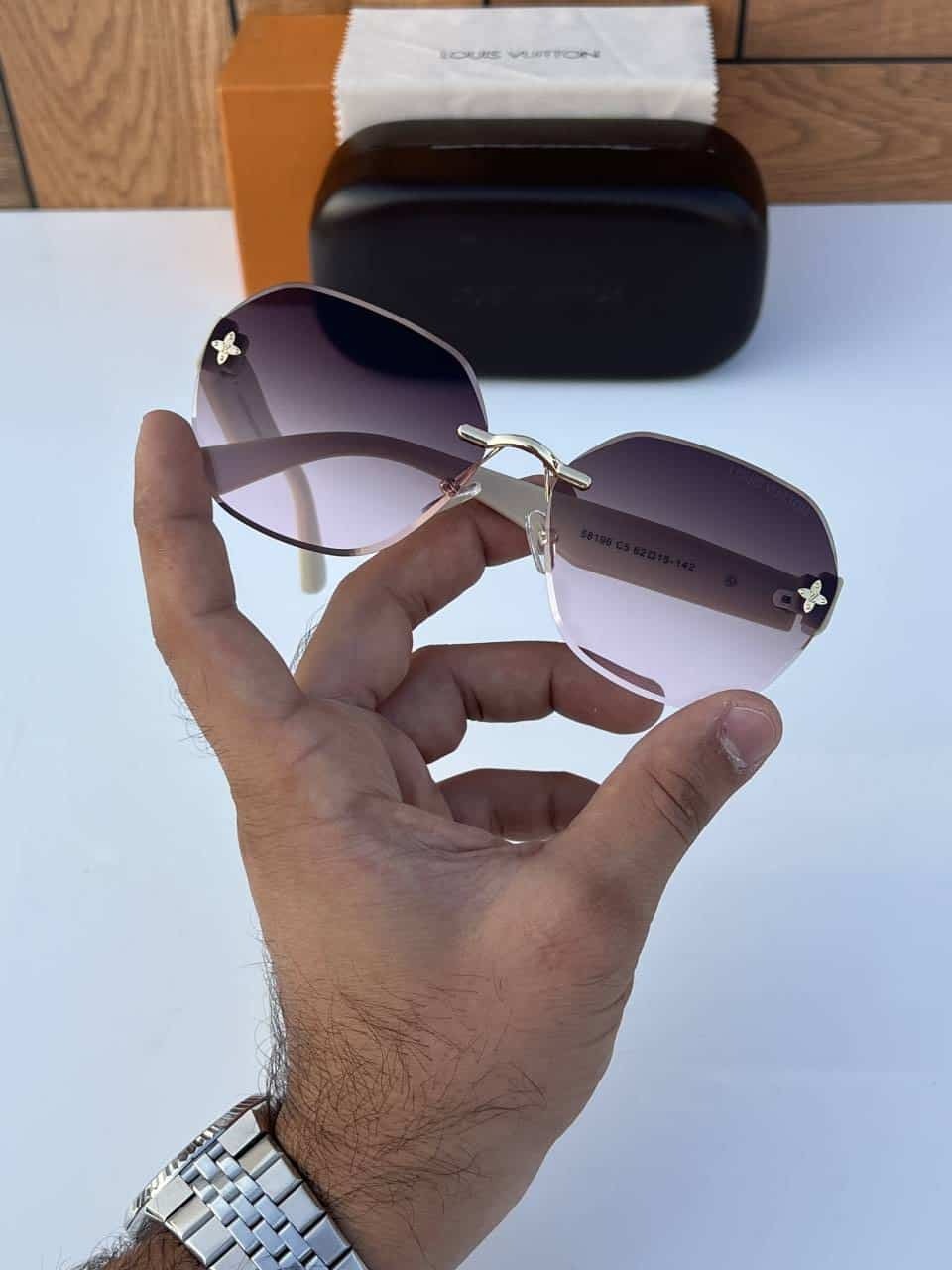 Louis_vuitton_58196_cream_pink