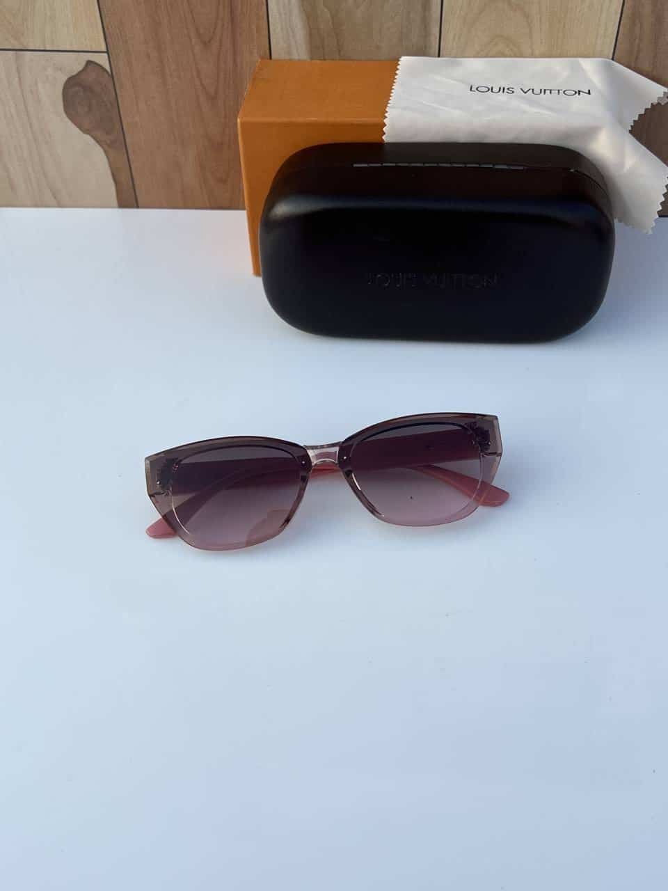 Louis_vuitton_2900_pink