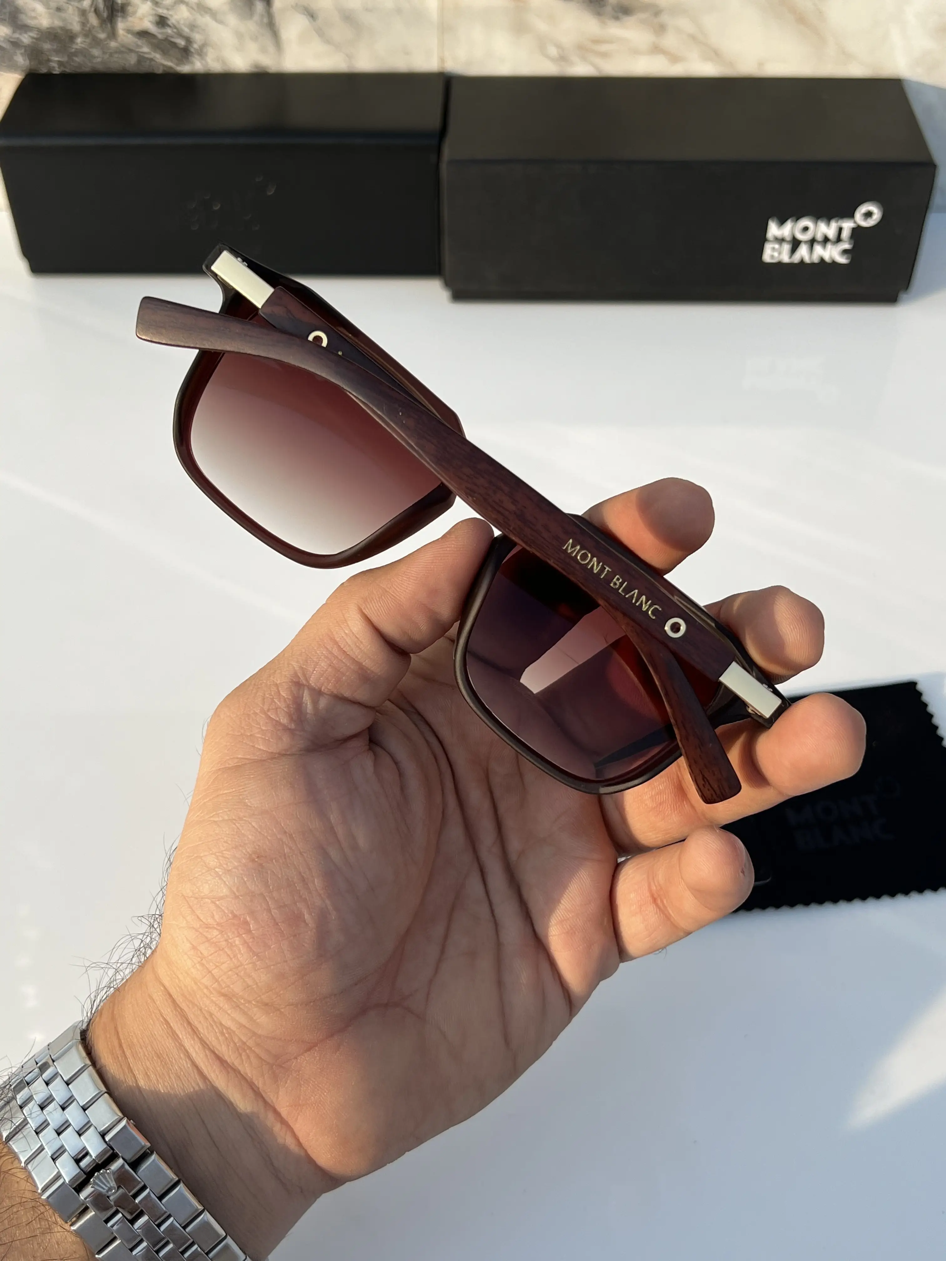 Mont_blanc_200_brown