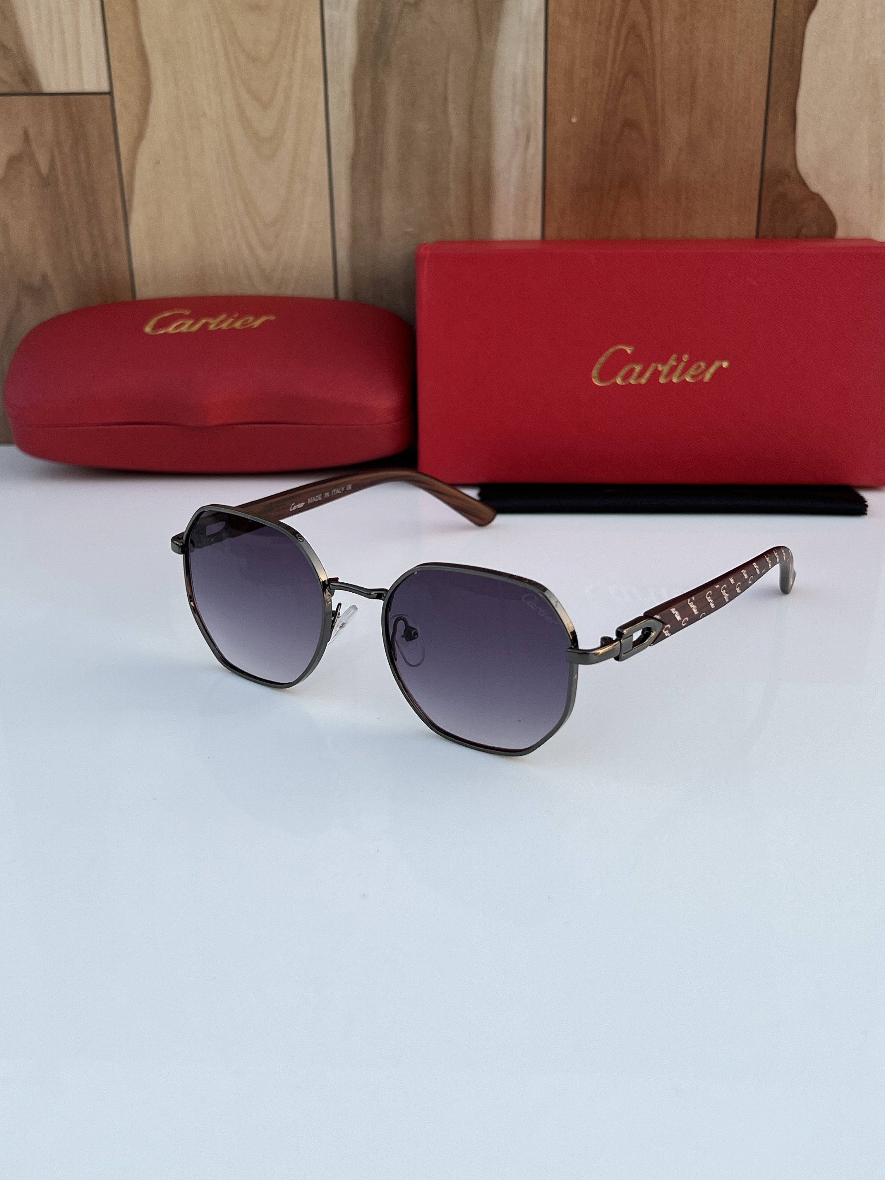 Cartier Black Luxury Shade With Original Packing